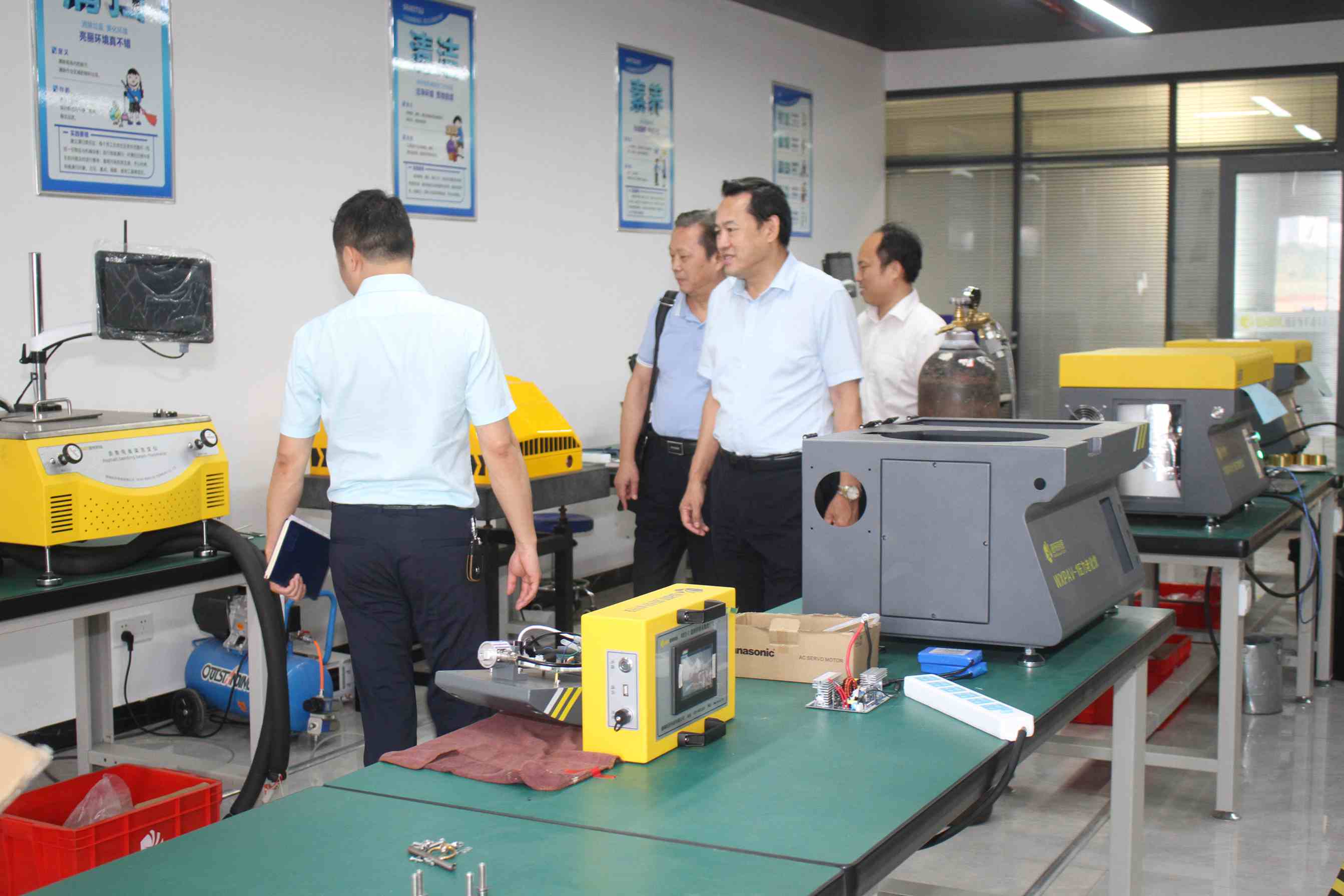 2_副本.jpg 2_副本.jpg